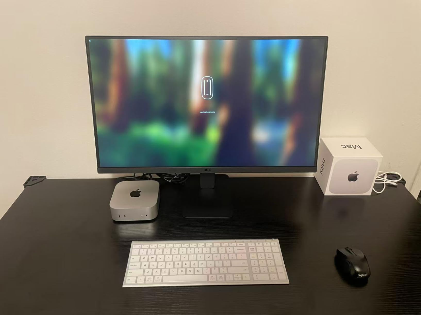 LG 27U631A-B 27-inch QHD (2560 x 1440) IPS Computer Monitor, 100Hz, 5ms, HDR10, Reader Mode, Flicker Safe, HDMI, USB Type-C 15W PD, Black customer photo 1