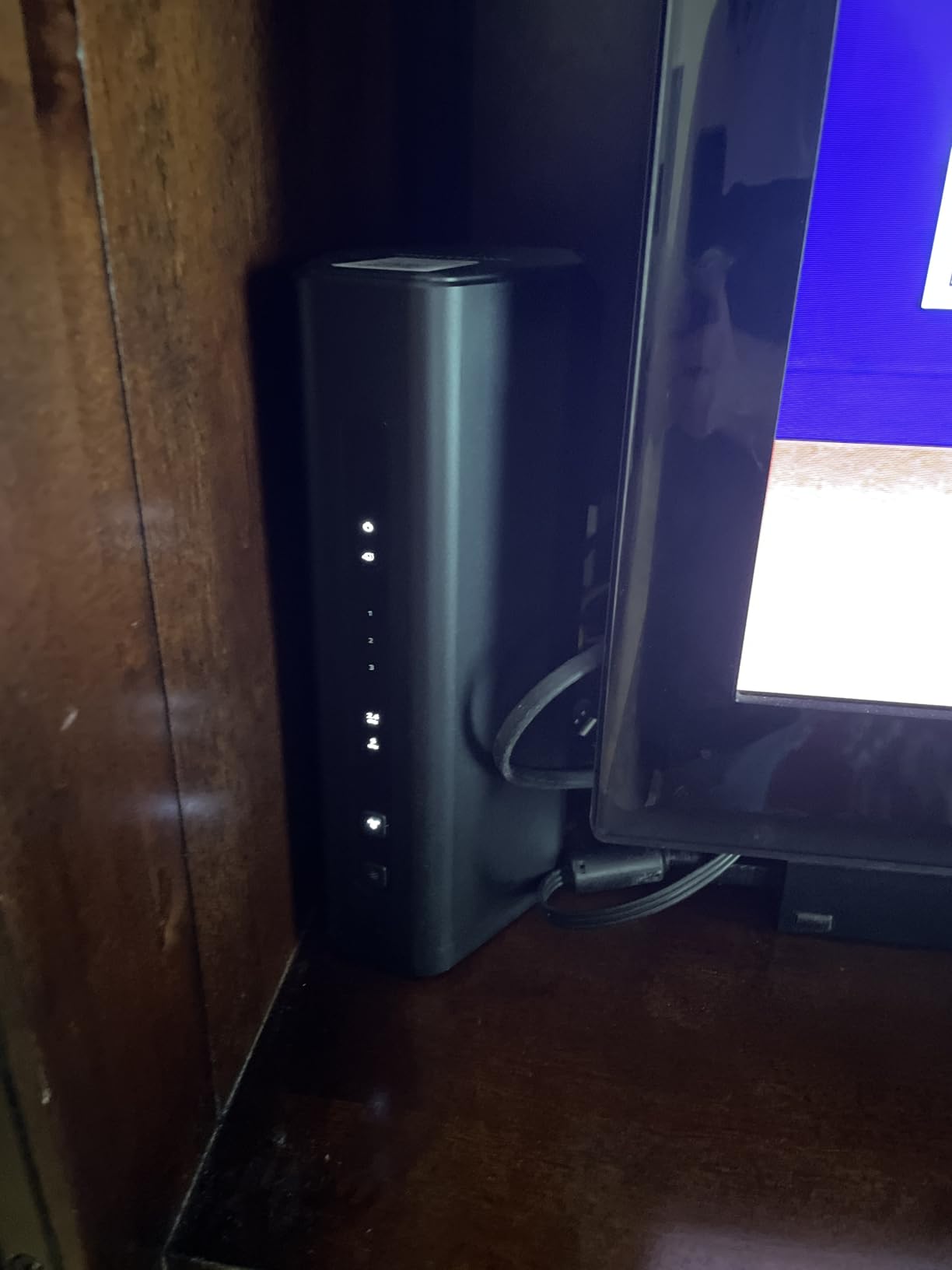 NETGEAR Nighthawk WiFi 7 Router RS140, Up to 2,250 sq ft, 5 Gbps customer photo 2