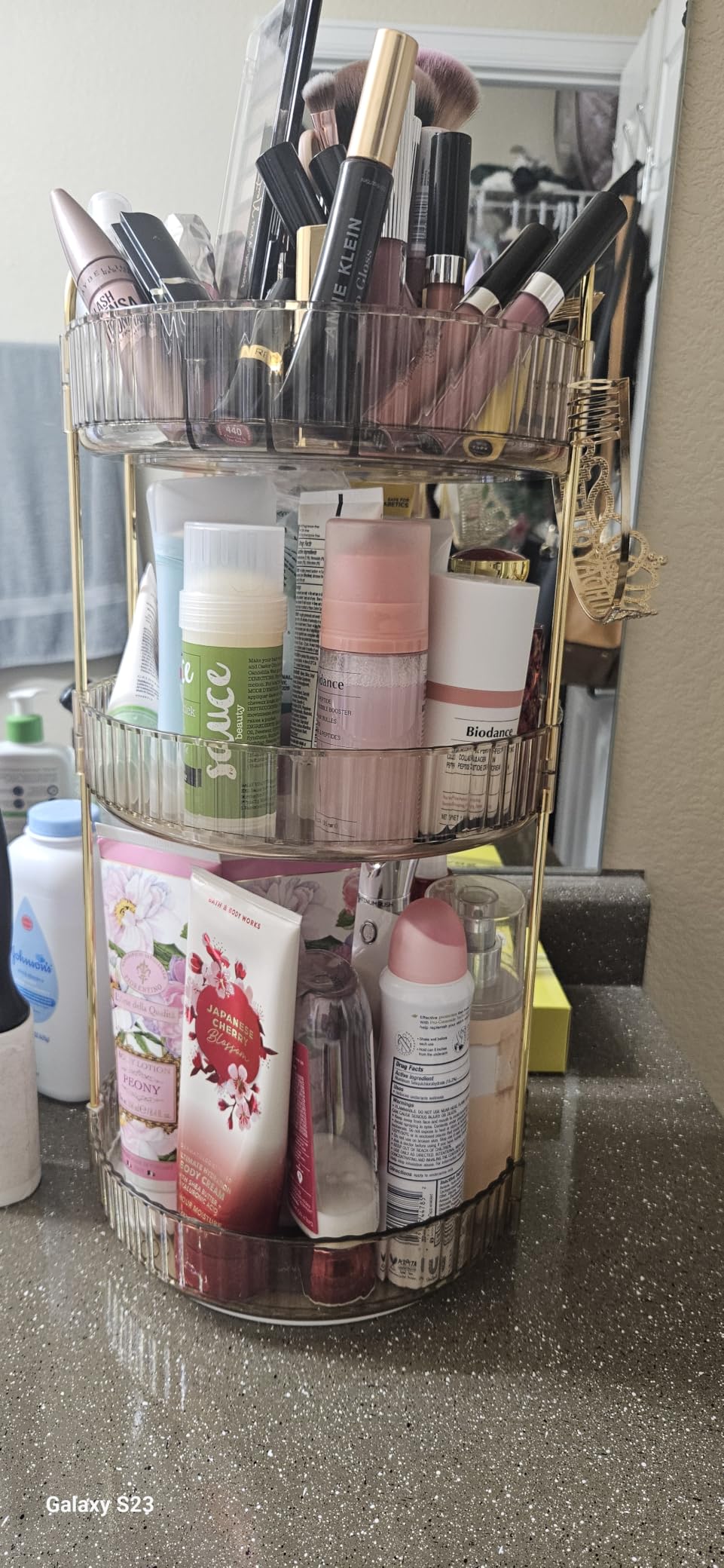360° Rotating Makeup Organizer, Upgraded 3 Tier Skincare Perfume Organizers for Women, Bathroom Organizer Countertop, Clear Cosmetic Dresser Organizer with Makeup Brush Holder, Sink&Counter(Amber) customer photo 2