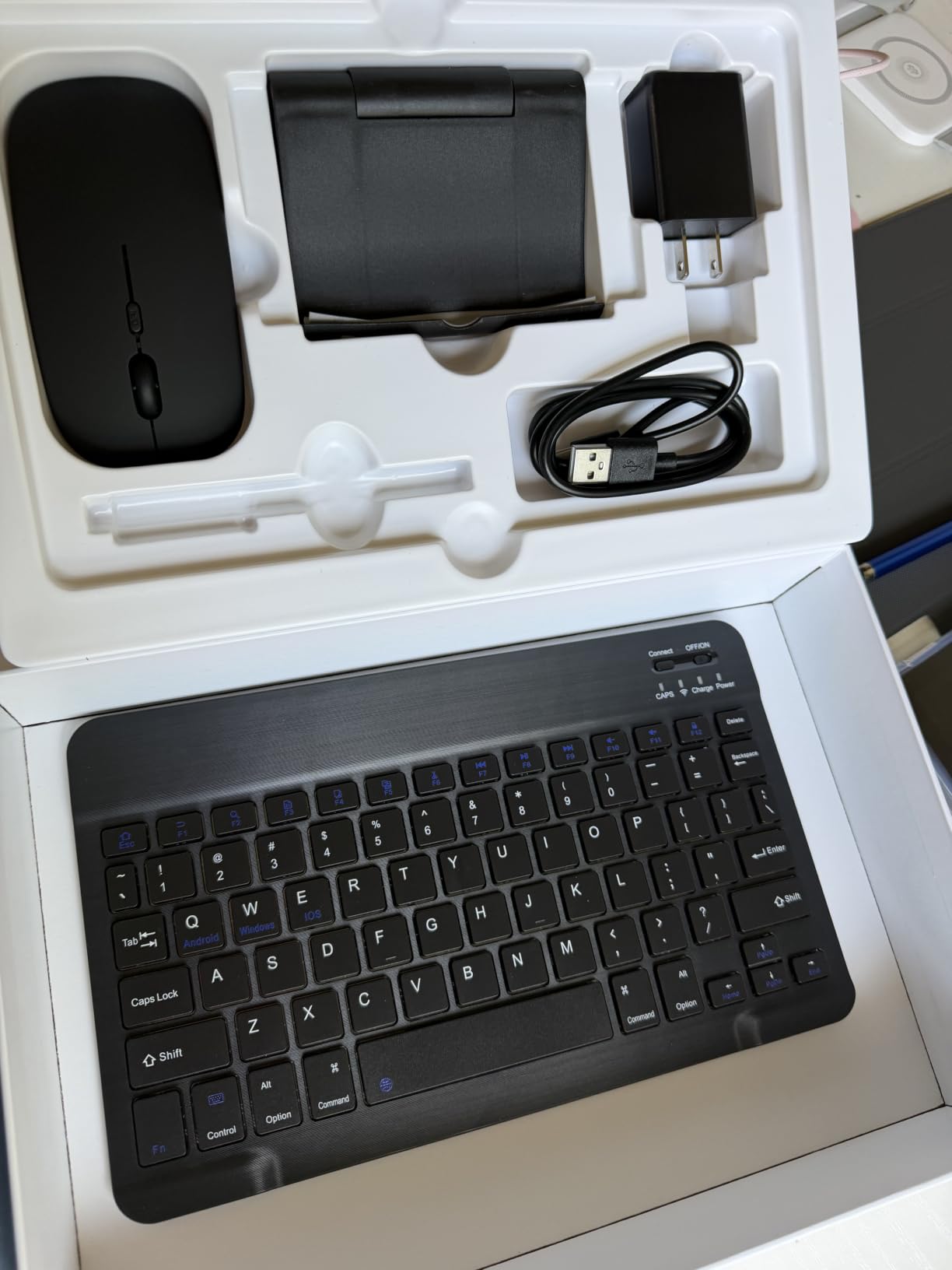 Tablet, 11 Inch Android 16 Tablets with Keyboard Gemini AI 3.5, 24GB+128GB customer photo 2