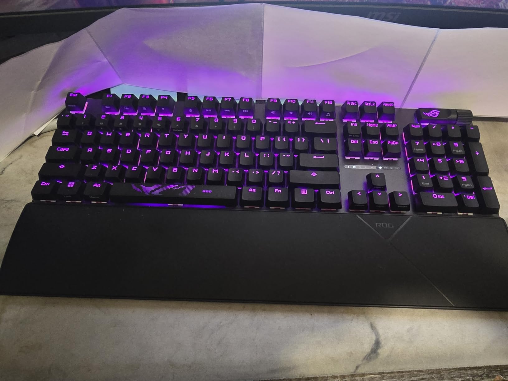 ASUS ROG Strix Scope II X Wired USB Mechanical Gaming Keyboard – 100% Full-Size, Hot Swappable Pre-lubed ROG NX Snow V2 Linear Switches, PBT Keycaps, RGB, PC/Mac Support - Black customer photo 2