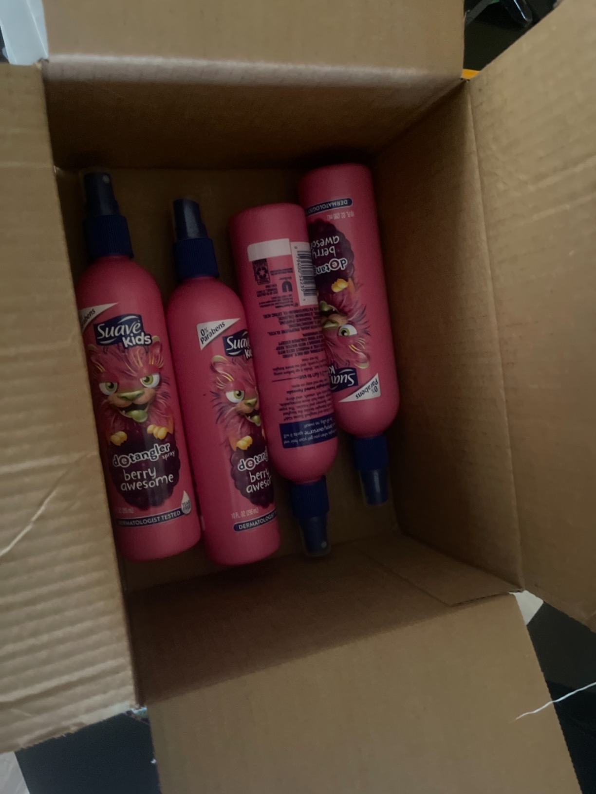 Suave Kids Detangler Spray For Tear-Free Styling, Berry Awesome Dermatologist-Tested Hair Detangler Formula 10 oz, Pack of 6 customer photo 1