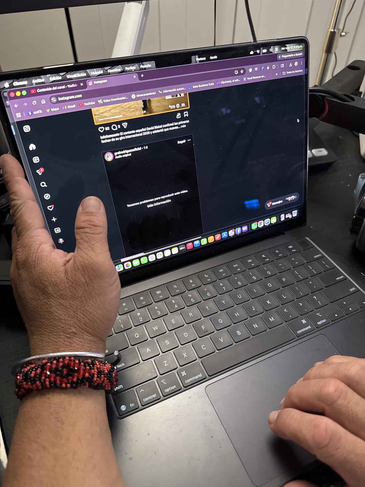 Apple 2025 MacBook Pro Laptop with Apple M5 chip with 10‑core CPU and 10‑core GPU: Built for AI, 14.2-inch Liquid Retina XDR Display, 24GB Unified Memory, 1TB SSD Storage; Silver customer photo 1