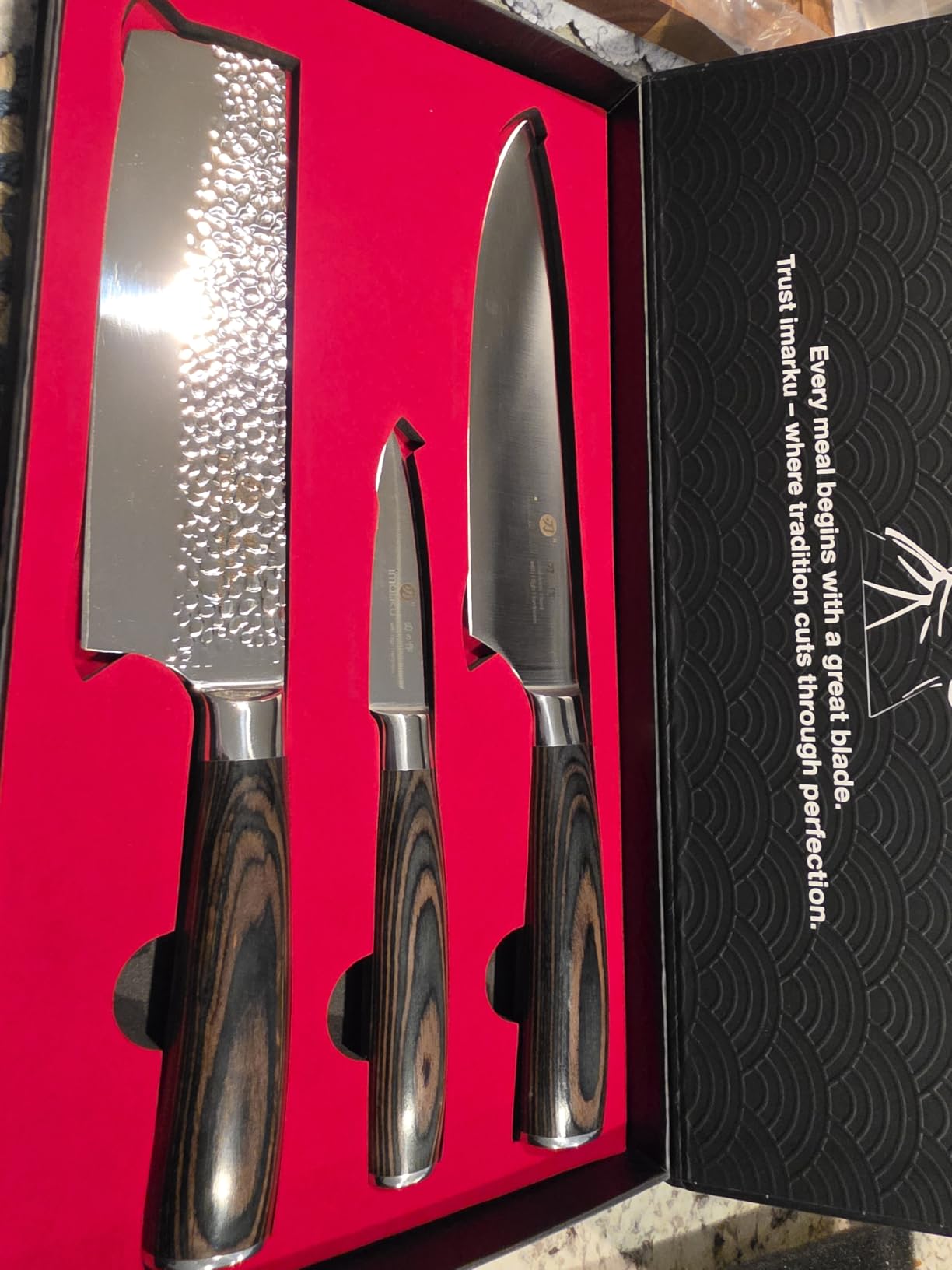imarku Japanese High Carbon Stainless Steel Knife Set with Block, Precision-Forged Gyutou Kitchen Knives with Built-in Sharpener, Ultra-Sharp 10–15° Edge, Ergonomic Non-Slip Handle, Dishwasher Safe customer photo 2