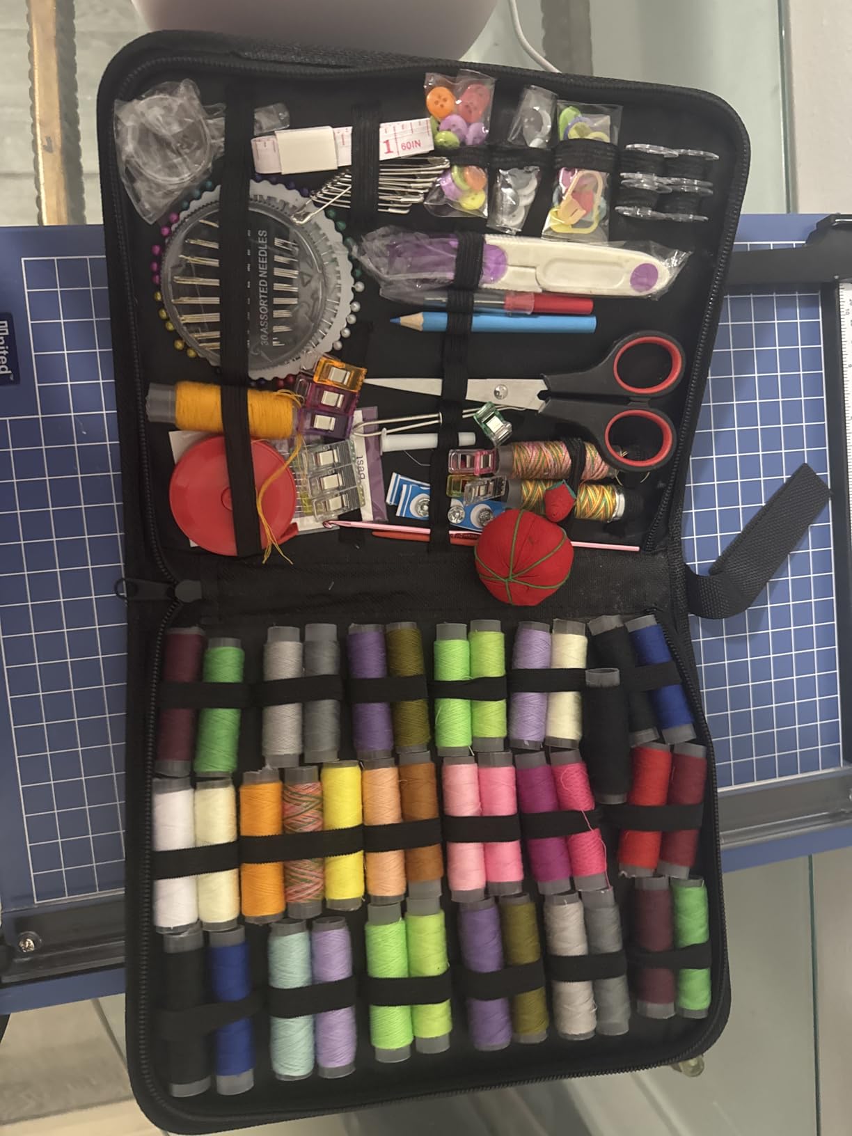 Sewing Kit for Adults, Forypretty Needle and Thread Kitfor Sewing,Professional Sewing Supplies Accessories with Tailor Scissors,43XL Thread,30 Needles,Yarn Snips and More for Travel Home Beginners customer photo 1