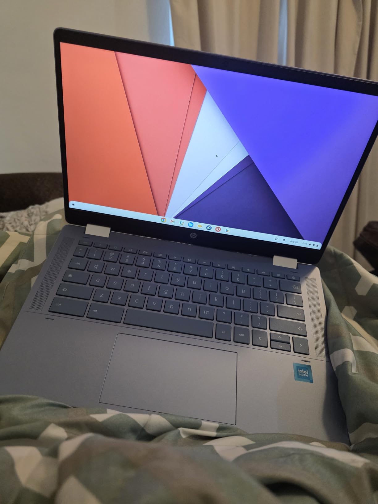 HP Chromebook Plus x360 Laptop 14