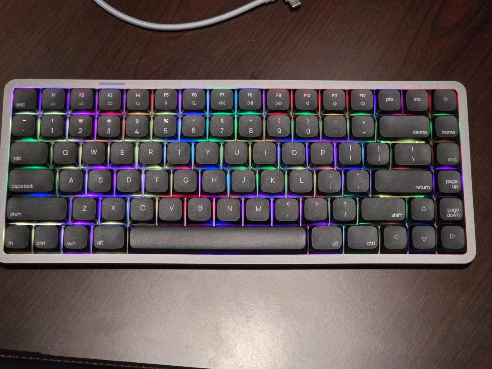 Akko Air 01 Low Profile Wireless Mechanical Keyboard RGB Backlit, Hot Swappable Native Mac Layout 2.4GHz/Wired/BT Aluminum Gaming Keyboard, Cloudy White, Kailh Cloud Switch customer photo 2