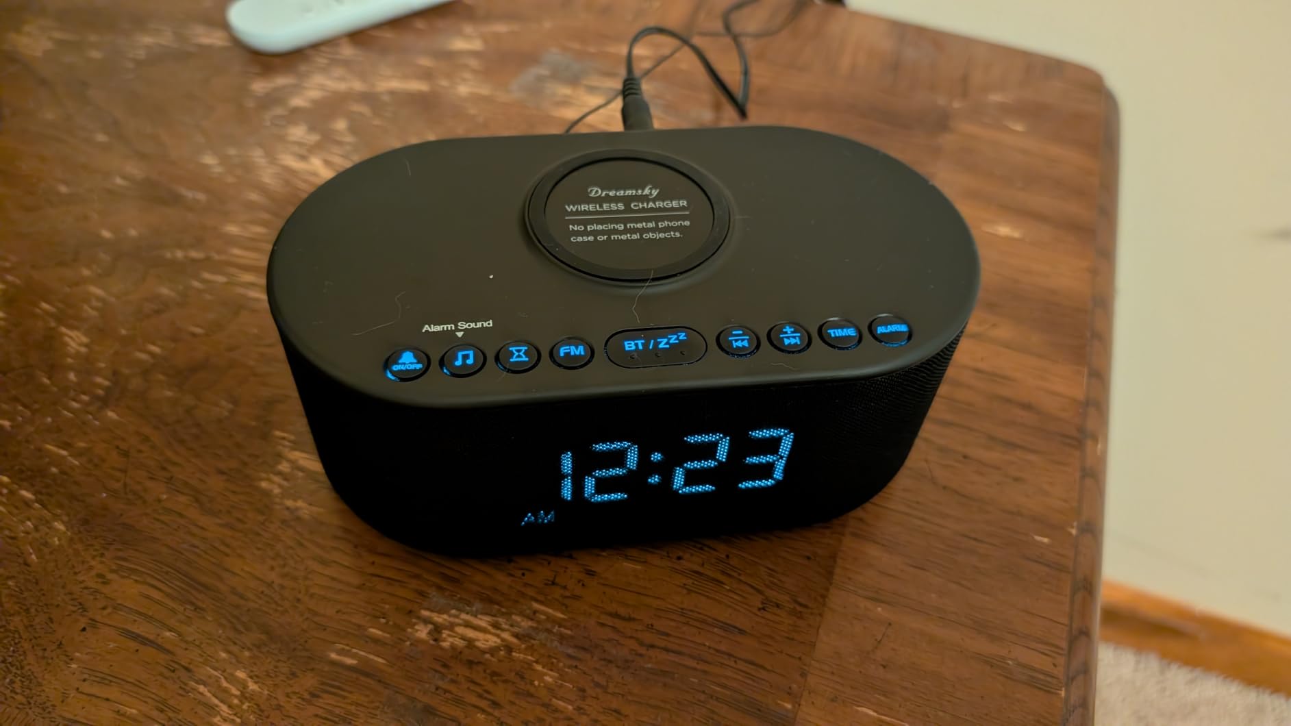 DreamSky Alarm Clock Radio with Wireless Charging and Bluetooth Speaker customer photo 2