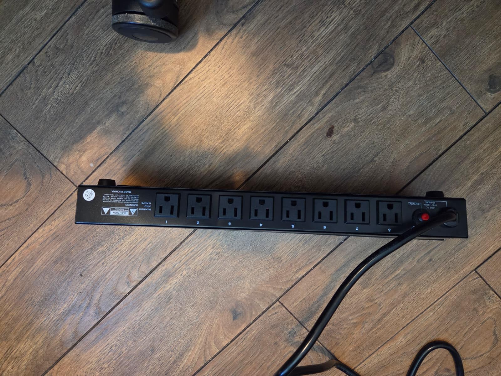 Pyle 1U Rack Mount Power Conditioner – 7 Outlet Surge Protector customer photo 2